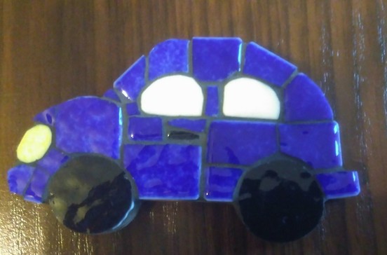 Mozaika artystyczna samochodzik z mozaiki Briare. Pracownia Ana_Mozaika