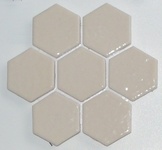 mozaika ceramiczna - porcelanowa heksagonalna kolor biały złamany błyczczący - pierre - producent: Emaux de Briare mozaika ceramiczna - porcelanowa heksagonalna kolor biały złamany błyczczący - pierre - producent: Emaux de Briare