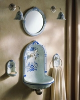 ręcznie malowana umywalka Niche z dekoracją Moustier Bleu