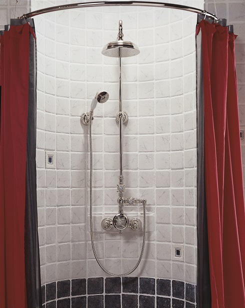 Zestaw prysznicowy natynkowy Royale z termostatem, deszczownicą 200mm, prysznicem ręcznym