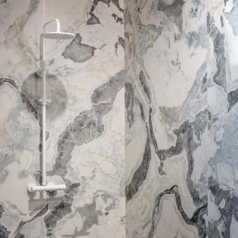 slab marmurowy Dover White Supreme Hedonism