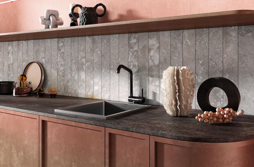 Seria Kryo od Novoceram to płytki ceramiczne inspirowane brekcjonowanym dolomitem z Brazylii.